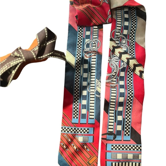 Hermes Equestrian Silk Twilly - Picture 2 of 6